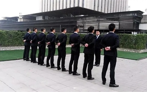 汉川揭秘：如何选择靠谱的收债公司？老司机给你支招
